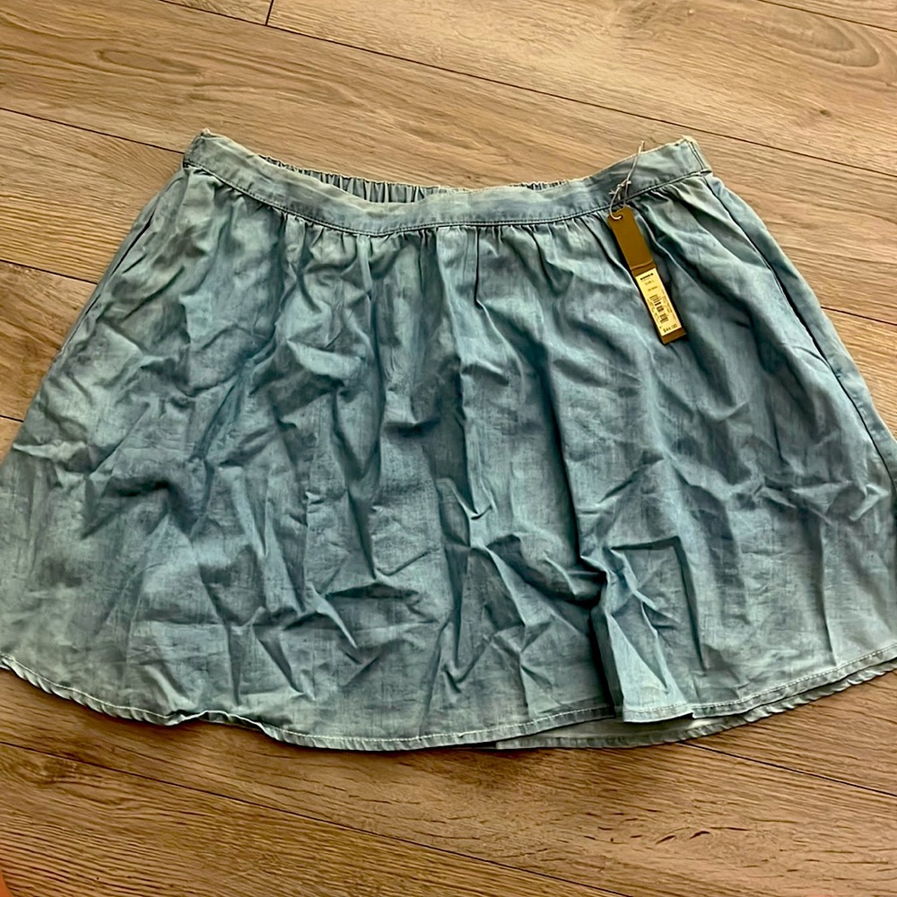Lauren Conrad light wash chambray skirt